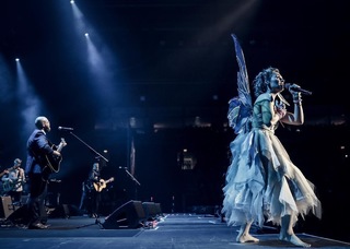 Clare Bowen feet photo 11
