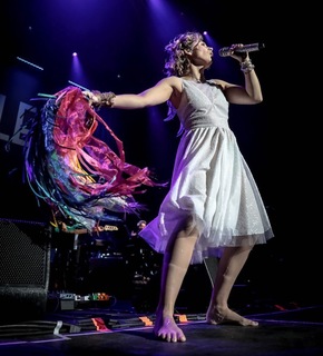 Clare Bowen feet photo 19