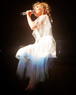 Clare Bowen feet photo 18