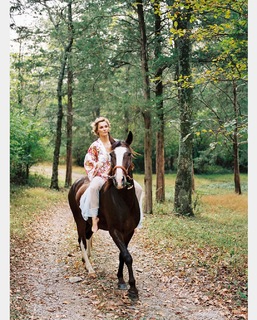 Clare Bowen feet photo 15