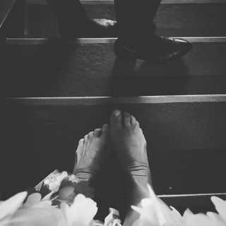 Clare Bowen feet photo 13