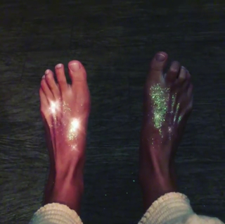 Clare Bowen feet photo 18