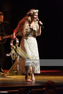 Clare Bowen feet photo 15