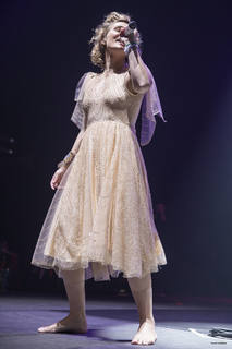 Clare Bowen feet photo 9