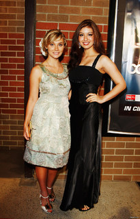 Clare Bowen feet photo 9