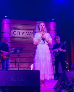 Clare Bowen feet photo 6