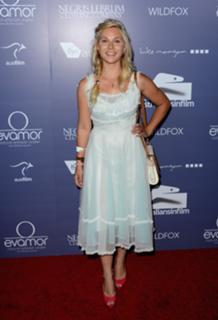 Clare Bowen feet photo 2