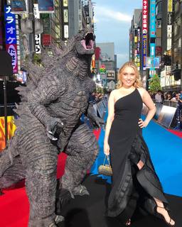 Clare Grant feet photo 8
