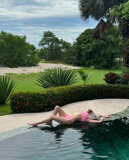 Clare Grant feet photo 7