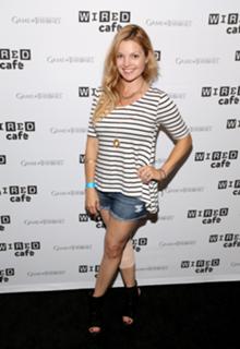 Clare Kramer feet photo 4