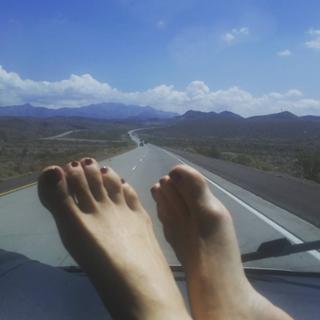 Clare Kramer feet photo 16