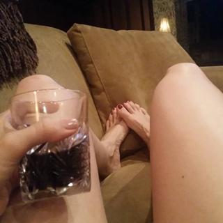Clare Kramer feet photo 15