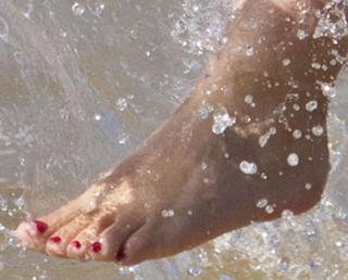 Clare Nasir feet photo 6