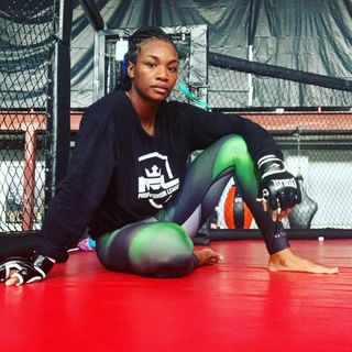Claressa Shields feet photo 7