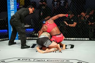 Claressa Shields feet photo 19