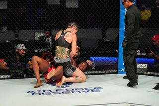 Claressa Shields feet photo 17