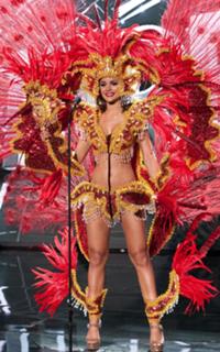 Clarissa Molina feet photo 18