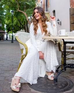 Clarissa Molina feet photo 5