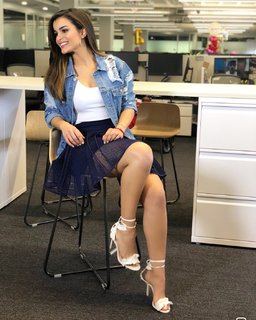 Clarissa Molina feet photo 20