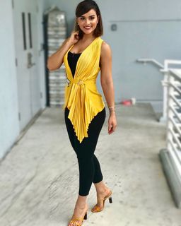Clarissa Molina feet photo 1