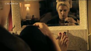 Claudelle Deckert feet photo thumbnail