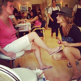 Claudelle Deckert feet photo thumbnail