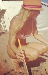 Claudia Albertario feet photo 3