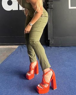 Claudia Albertario feet photo 12