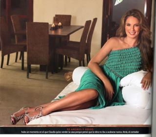 Claudia Bahamon feet photo 2