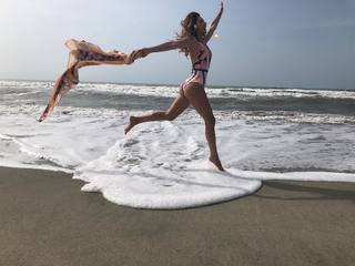 Claudia Bahamon feet photo 17