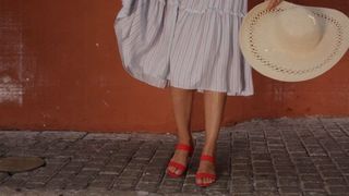 Claudia Bahamon feet photo 9