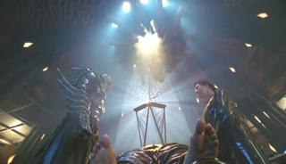 Claudia Black feet photo thumbnail