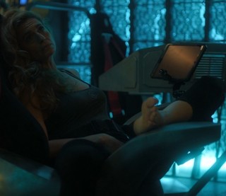 Claudia Black feet photo thumbnail