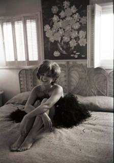 Claudia Cardinale feet photo thumbnail