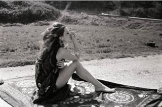 Claudia Cardinale feet photo thumbnail
