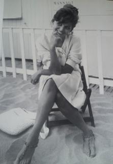 Claudia Cardinale feet photo thumbnail