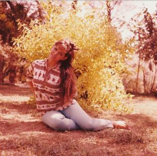 Claudia Cardinale feet photo thumbnail