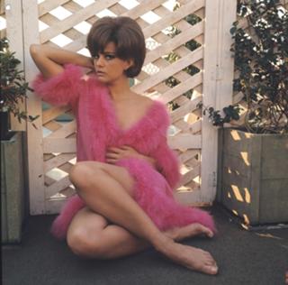Claudia Cardinale feet photo thumbnail
