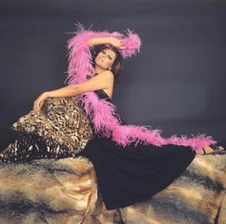 Claudia Cardinale feet photo thumbnail