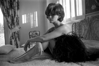 Claudia Cardinale feet photo thumbnail