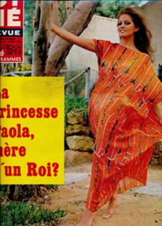 Claudia Cardinale feet photo thumbnail