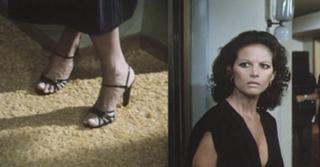 Claudia Cardinale feet photo thumbnail
