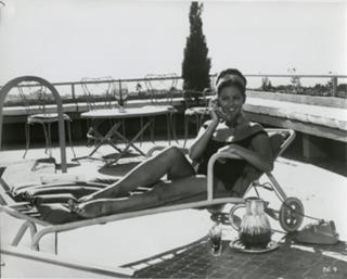 Claudia Cardinale feet photo thumbnail