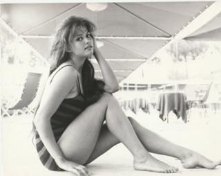 Claudia Cardinale feet photo thumbnail