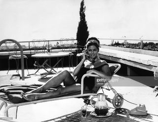 Claudia Cardinale feet photo thumbnail
