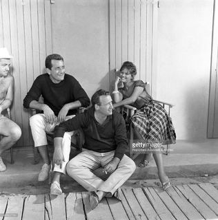 Claudia Cardinale feet photo thumbnail