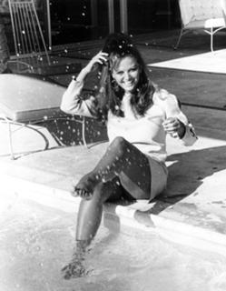 Claudia Cardinale feet photo thumbnail