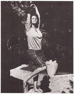 Claudia Cardinale feet photo thumbnail
