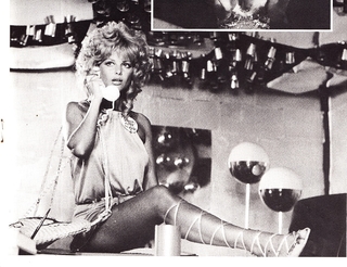 Claudia Cardinale feet photo thumbnail