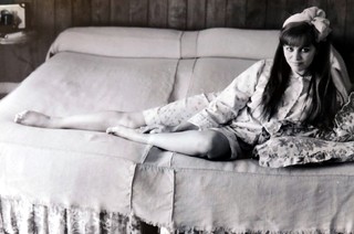 Claudia Cardinale feet photo thumbnail